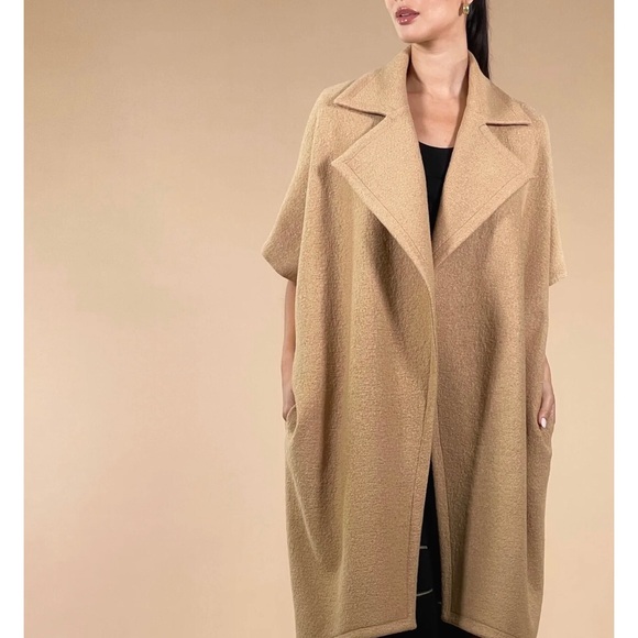Periphery Rumours Coat (Cape coat) - Picture 5 of 5